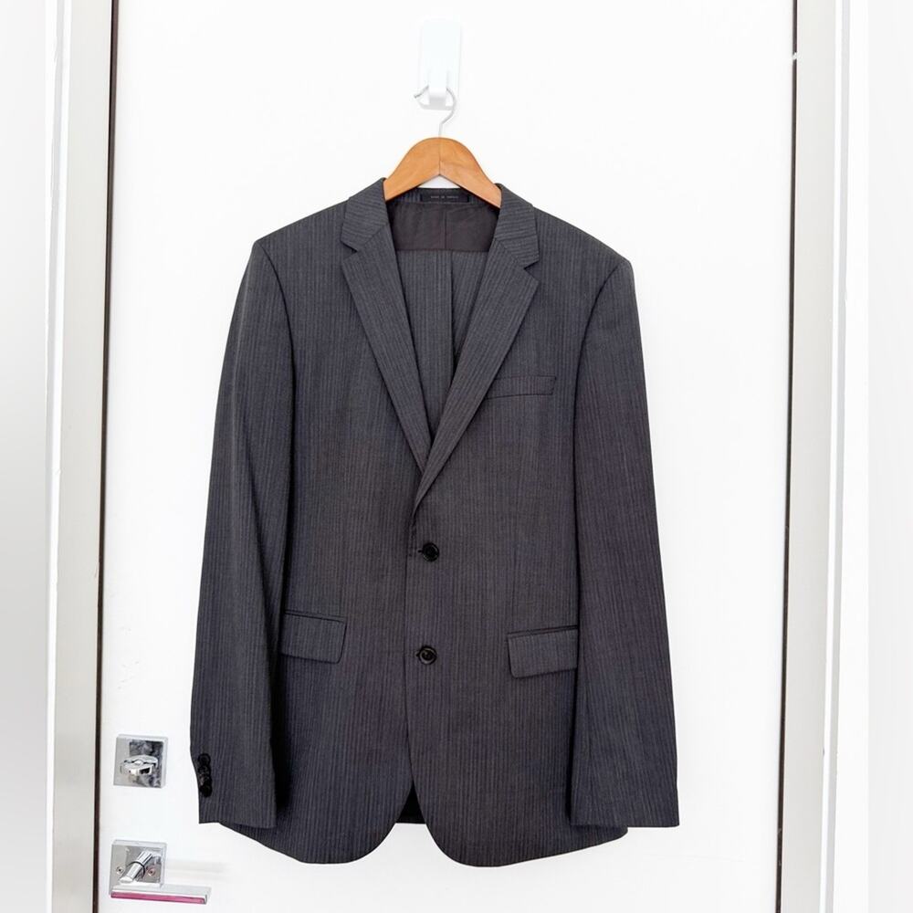 Boss Hugo Boss Men’s Charcoal Stripe Suit Set